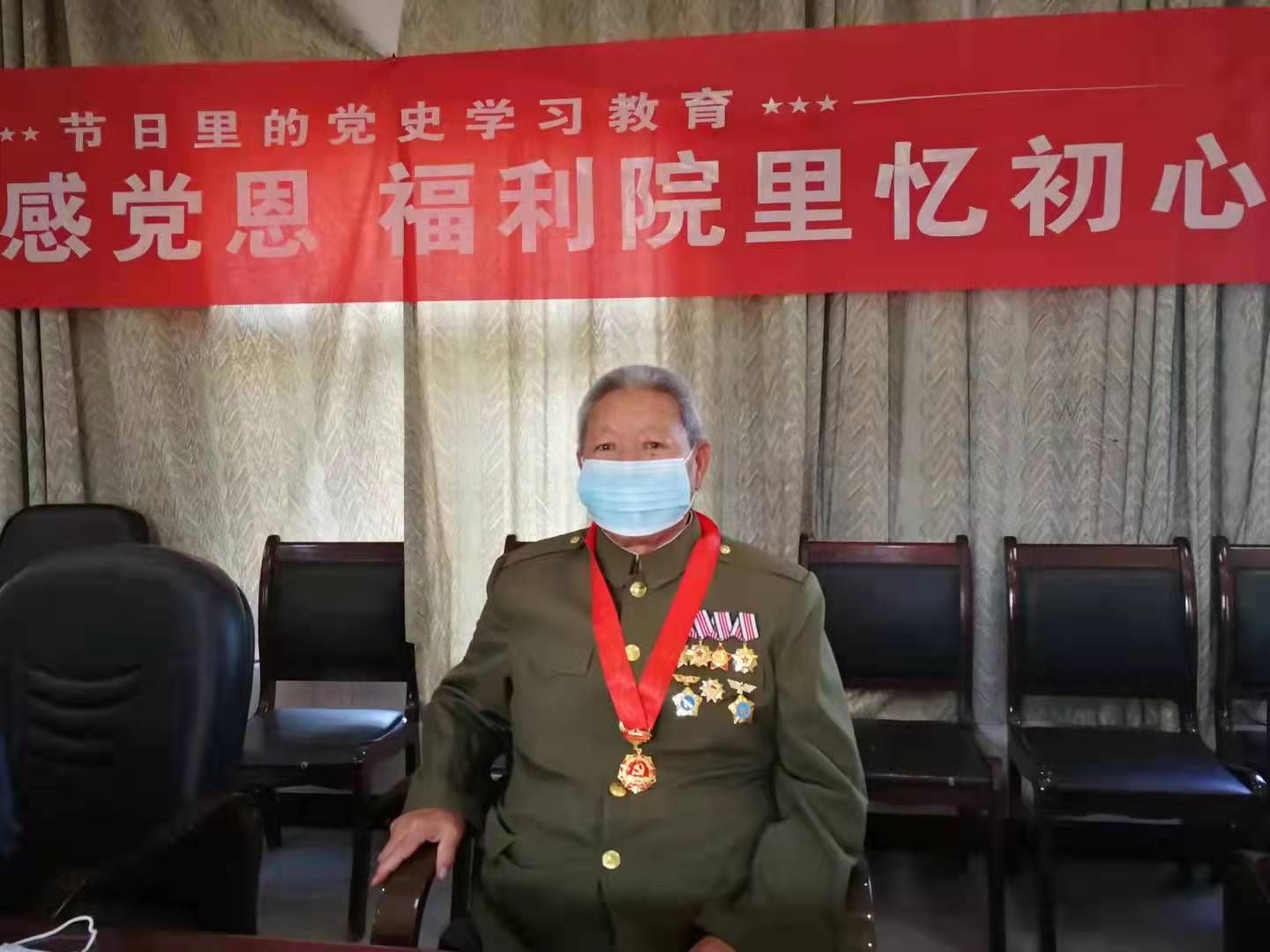 第一段后第二段前.jpg